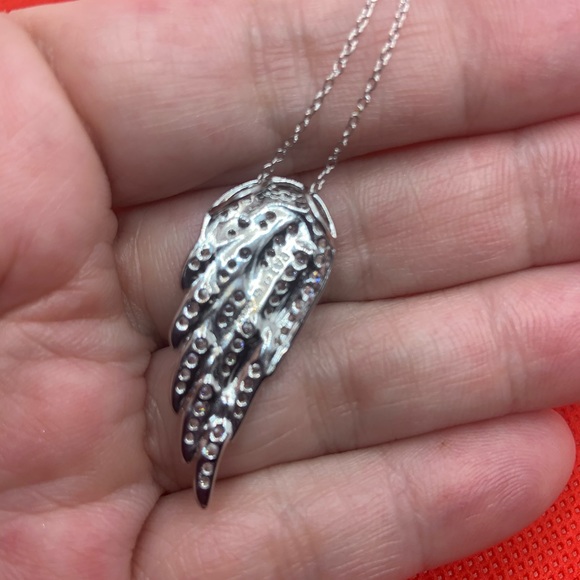 ANGEL WING PENDANT - Picture 7 of 7